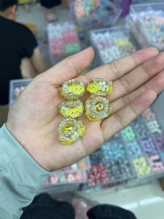 #1 fancy beads (4pcs)